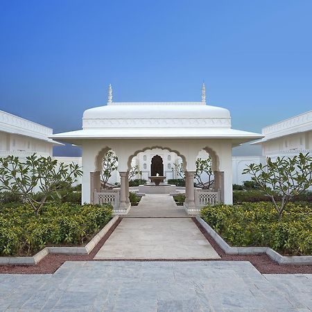 The Oberoi Sukhvilas Spa Resort, New Chandigarh Khizrābād Kültér fotó