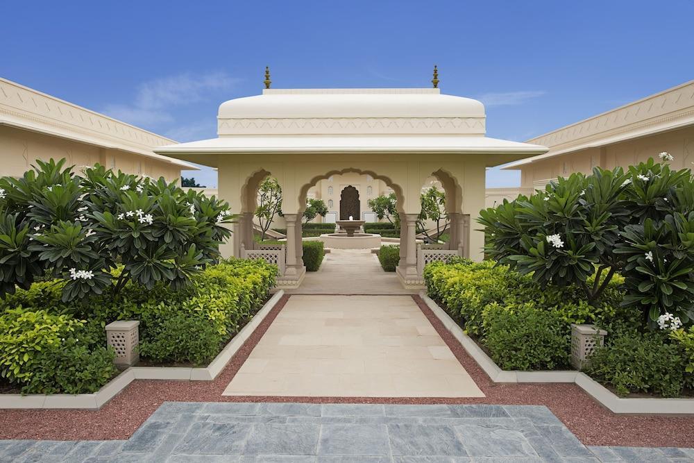 The Oberoi Sukhvilas Spa Resort, New Chandigarh Khizrābād Kültér fotó